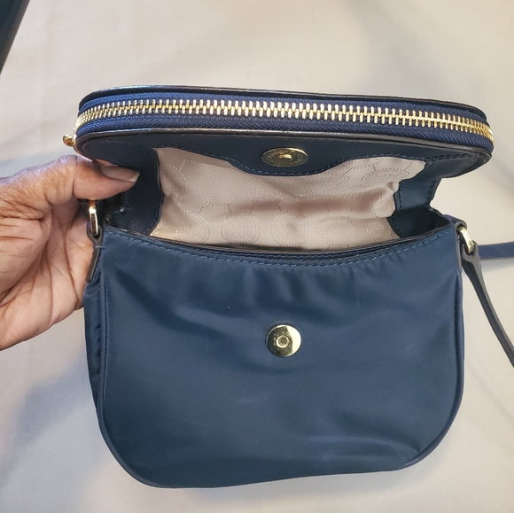 Michael Kors Bedford Blue Flap Zipper Nylon Crossbody Bag - Picture 3 of 10